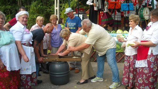 Rzut wałkiem w chłopa - Biesiada Kapuściana 2015