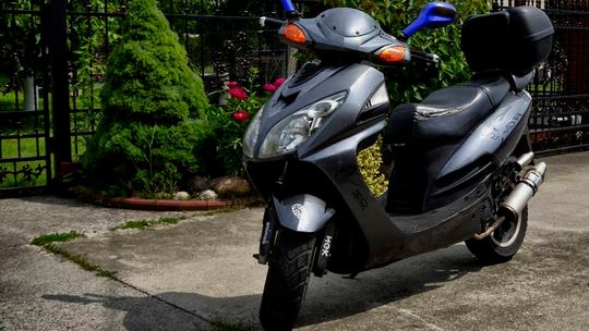 Sąd za jazdę po alkoholu zabrał mu prawo jazdy, to jeździł motorowerem