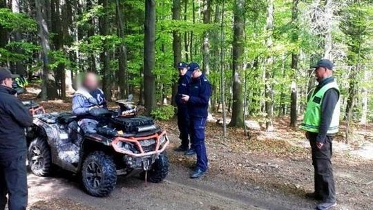 Sąd zabrał mu prawko, to jeździł quadem. Do czasu…