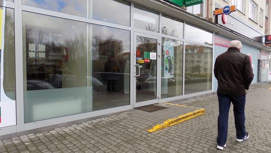 Sam napadł na bank i wpadł