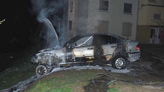 Samochód spłonął nad ranem