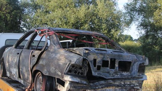 Samochód stanął w płomieniach