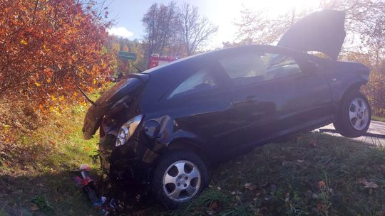 Samochód w rowie. I to nie jeden. Relacje strażaków