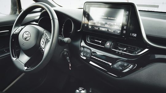 Samochody hybrydowe, czyli oszczędność i ekologia