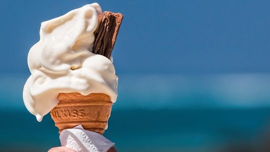 Sanepid sprawdził lody z automatu