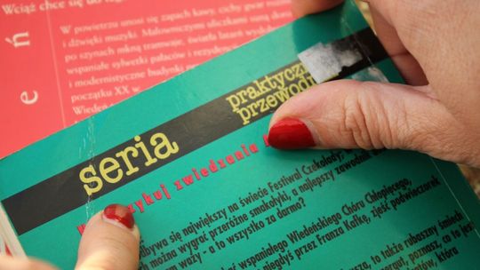 Sędzia zatrzymana przez ochronę sklepu. Przeklejała ceny na towarze i połasiła się na 30 zł?