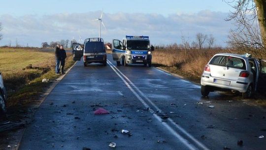 Senior za kółkiem i "promile" w wydychanym powietrzu. Finał wieczornej przejażdżki Toyotą
