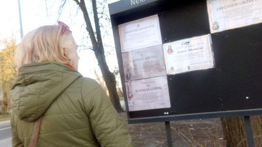 Serce w żałobie jest jak pęknięte naczynie, które przecieka wspomnieniami