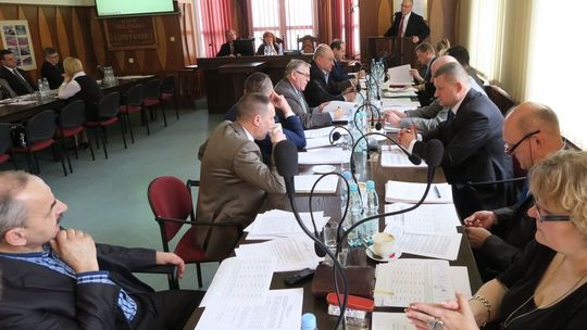 Sesja dopiero w marcu