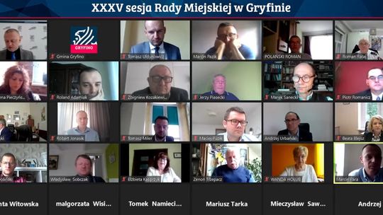 Sesja na żywo. Na gminnej stronie możesz nie znaleźć