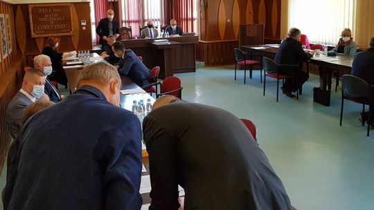 Sesja o budżecie i podwyżce dla burmistrza? Sesja o budżecie i podwyżce dla burmistrza?