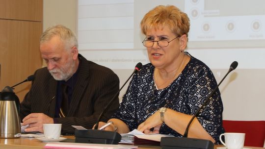 Sesja powiatu przyspieszona i bez przewodniczącego