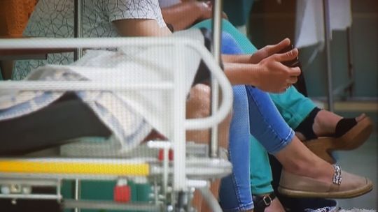 Setki rodzin na kwarantannie. Nieciekawe perspektywy