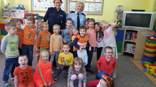 Sierżant Wiewióra odwiedziła gryfińskie przedszkolaki