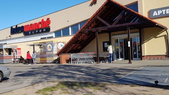 Sklep zamknęli nagle. Otworzą dopiero w sobotę