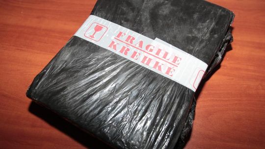 Skradziono przesyłki kurierskie