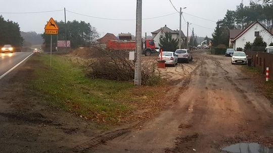 Skwer zieleni wycięło nadleśnictwo