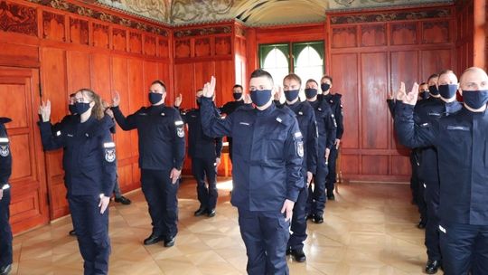 Ślubowanie nowych policjantów