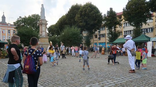 Smaki natury i dawka humoru w Mieszkowicach. Przewodnik po Festiwalu Miodów i Ekologicznej Żywności