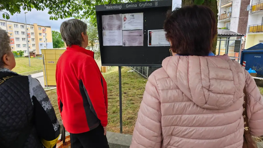 Śmierć kończy ziemską wędrówkę, ale pamięć o zmarłych pozostaje w nas na zawsze