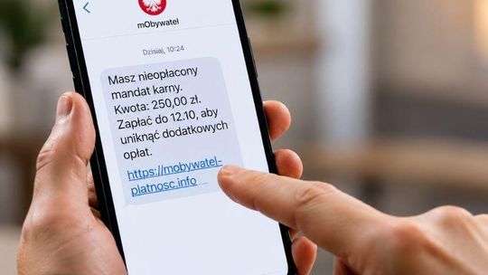 Dostałeś SMS „z mObywatela”, że masz mandat zapłacić? Oszuści w akcji