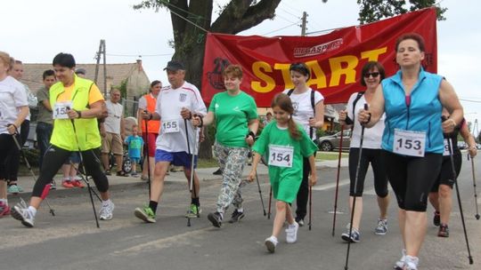 Sobotni bieg i nordic walking o puchar rady sołeckiej