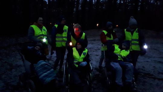 Spacer po zmroku i niecodzienne doświadczenia