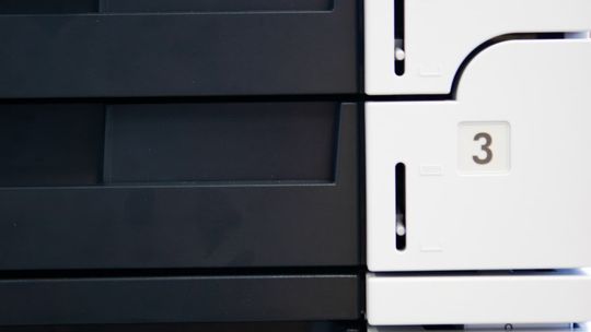 Sposób na optymalizację kosztów druku w małej firmie – system ECOSYS