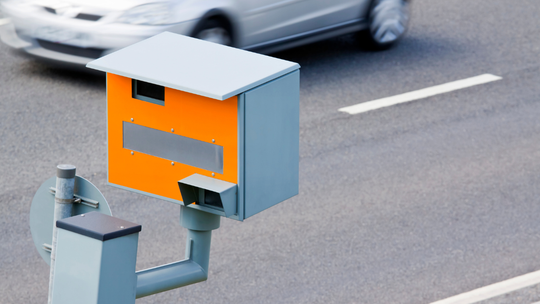 Tak kierowcy próbują nie płacić za przyłapanie przez fotoradar. Krajowe Punkty Kontaktowe Tak kierowcy próbują nie płacić za przyłapanie przez fotoradar. Krajowe Punkty Kontaktowe