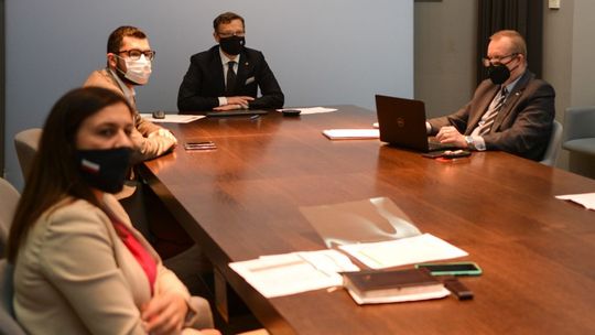 Spotkali się z dyrektorami szpitali