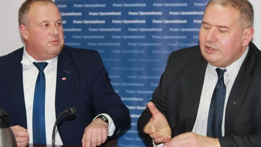 Sprawa handlu w niedziele zdominowała spotkanie z posłami PiS [FILM]