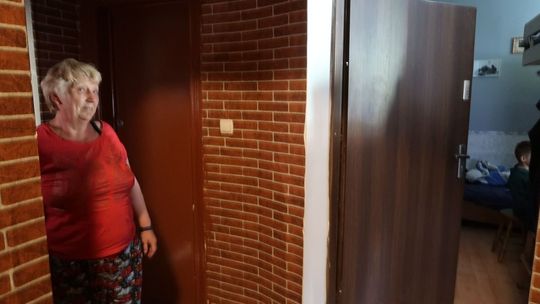 Sprawa mieszkania Jadwigi Lampy. Radna Jolanta Witowska żąda przeprosin od wiceburmistrza Tomasza Milera