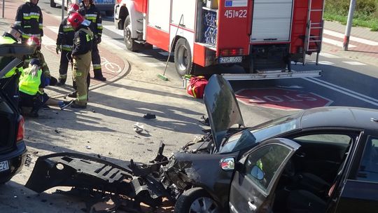 Sprawca wypadku jest jeden. Dwie osoby trafiły do szpitala