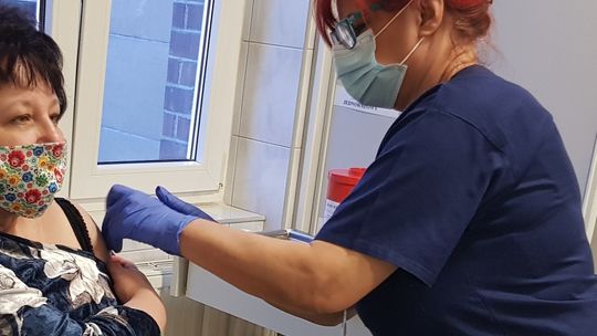 Sprawne szczepienie nauczycieli w gryfińskim szpitalu