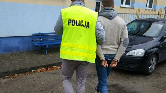 Sprzedawał podróbki przez internet i wpadł, bo towary miały podejrzanie niską cenę