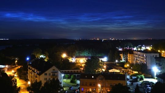 Srebrzyste obłoki nad naszymi głowami