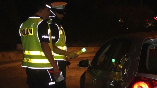 Stanowczo za dużo wypił. Wpadł przed północą