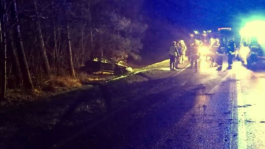 Stracił panowanie nad samochodem i wpadł do rowu