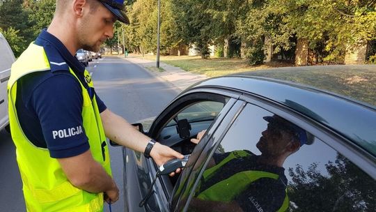 Stracili prawo jazdy, bo za szybko jechali w terenie zabudowanym