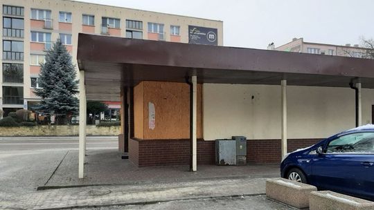 Straszył przez kilka lat. Jest szansa na rozbiórkę pawilonu gastronomicznego przy pl. Barnima I Straszył przez kilka lat. Jest szansa na rozbiórkę pawilonu gastronomicznego przy pl. Barnima I