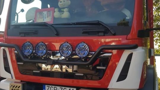 Strażacki wóz czeka na swoje imię. Możesz mu nadać nazwę Strażacki wóz czeka na swoje imię. Możesz mu nadać nazwę