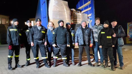 Strażacy i gmina uruchamiają zbiórkę publiczną dla Ukrainy. Brytyjska Polonia przyłącza się do pomocy