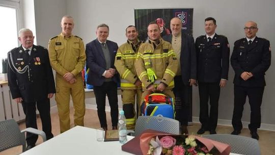 Strażacy ochotnicy mają nowy sprzęt do ratownictwa medycznego