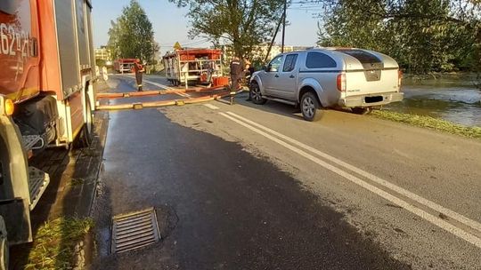 Strażacy z Gryfina pojechali pomagać powodzianom. Gdzie pracują?