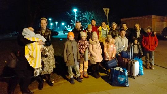 Strażacy zawożą na granicę dary. Przywożą Ukraińców uciekających przed wojną