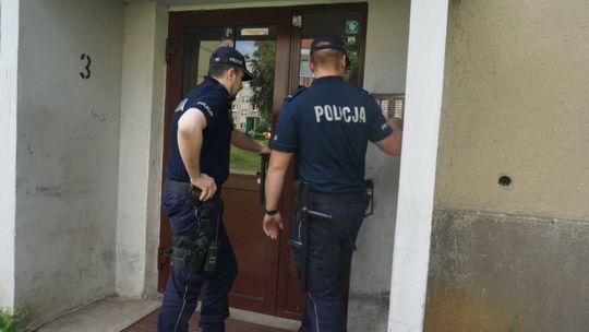 Strzelał do listonosza. Nietypowe znęcanie się w rodzinie