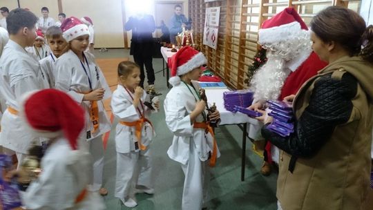 Świąteczna magia już od 6 grudnia. MotoMikołaj i elfy zawitają do miasta