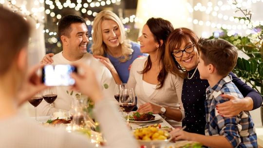 Świąteczne zwyczaje i ciekawostki, czyli Wigilia na przestrzeni wieków