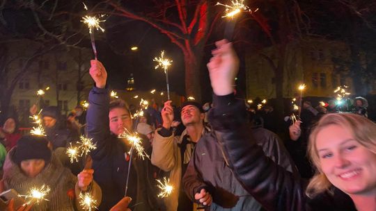 Światełko do nieba ukoronowaniem 30. finału WOŚP w Gryfinie [FOTO, WIDEO]