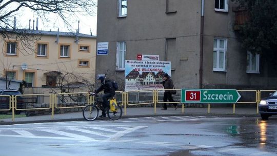 Szalony rowerzysta na Grunwaldzkiej